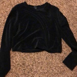 Black velvet wild fable cropped long sleeve tee, size XL